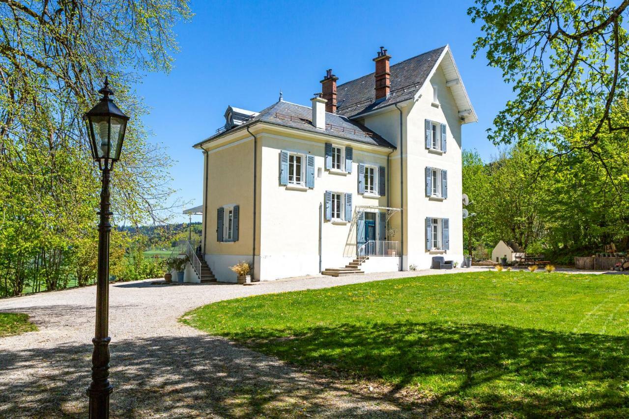 Monchateau Etoile, Hebergement Insolite Avec Spa Merlas Exteriér fotografie
